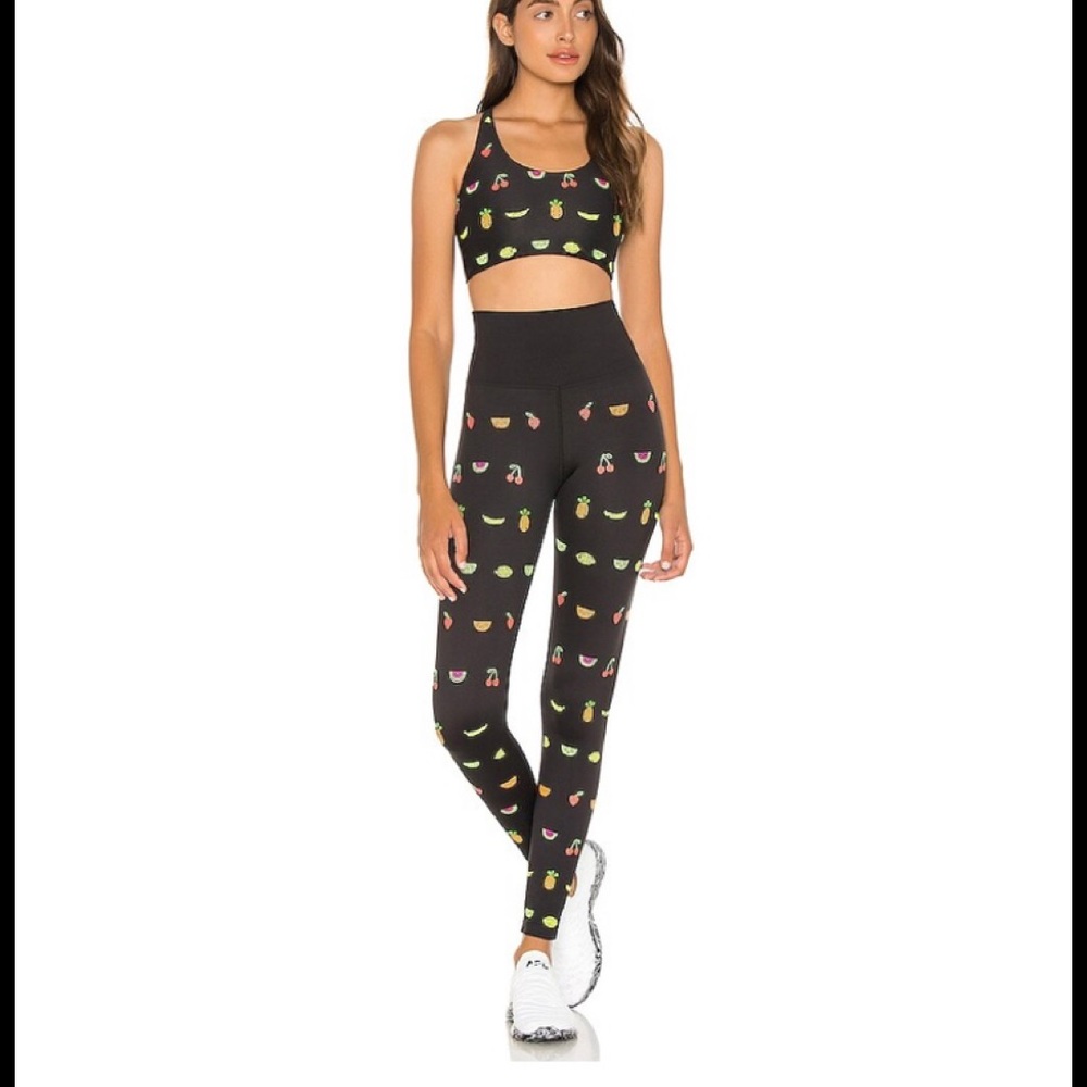 SOLD OUT BEACH RIOT Fruita Leggings NWOT